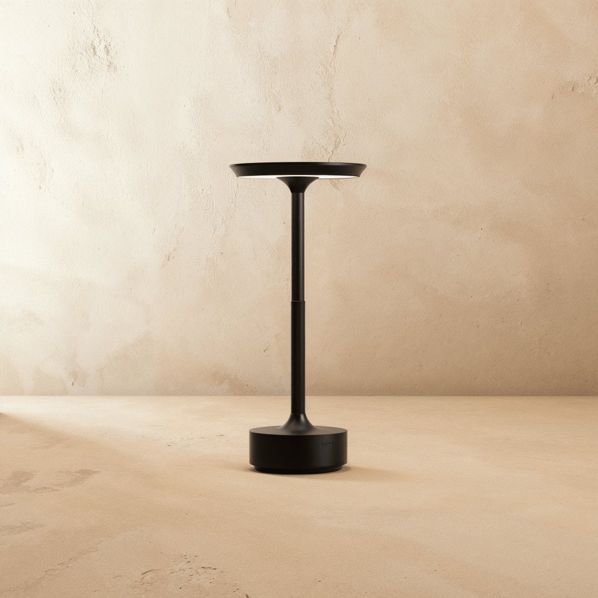 Modern Aluminum Table Lamp Flat Disc Head LED Hero