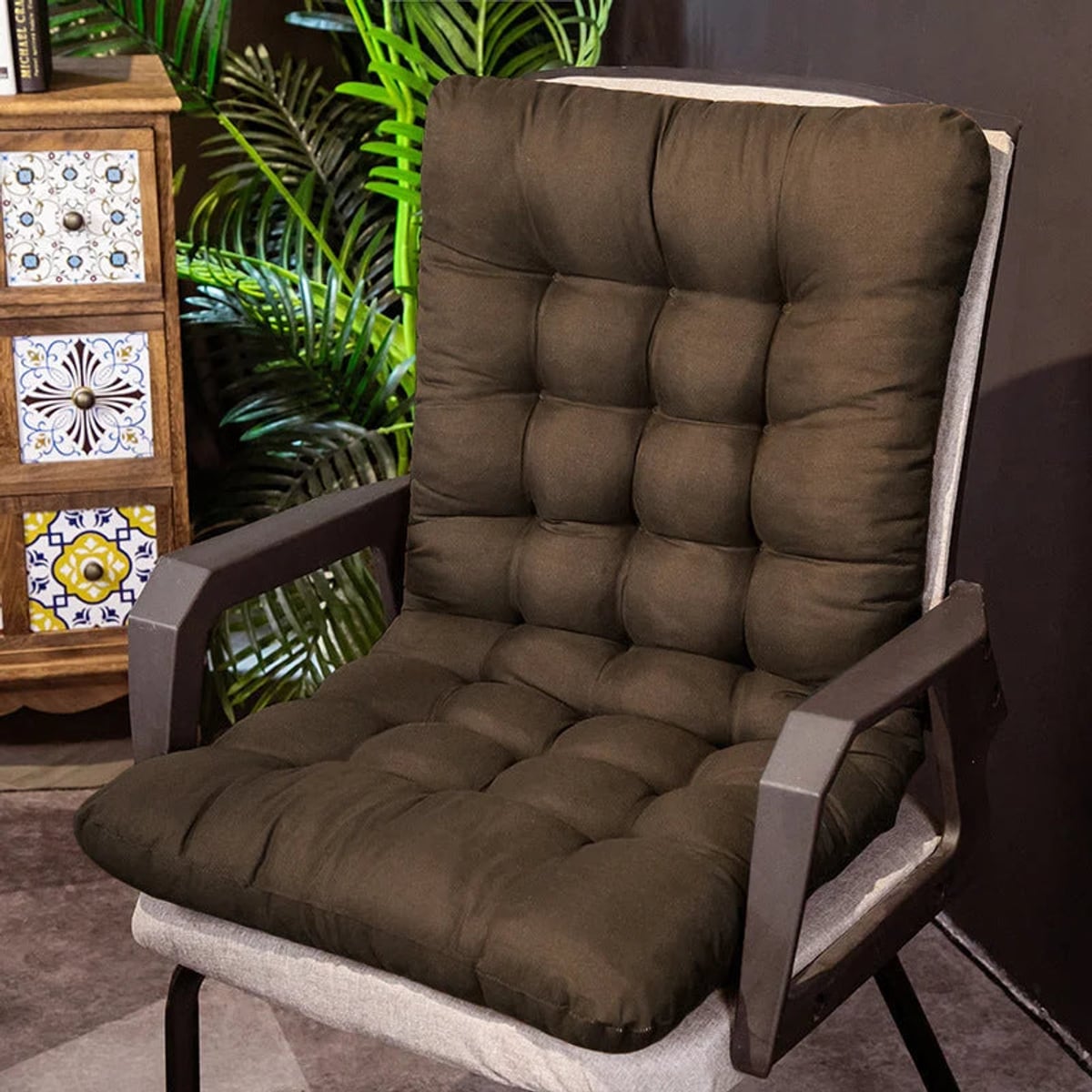 tufted chair pad with integrated back rest in brown