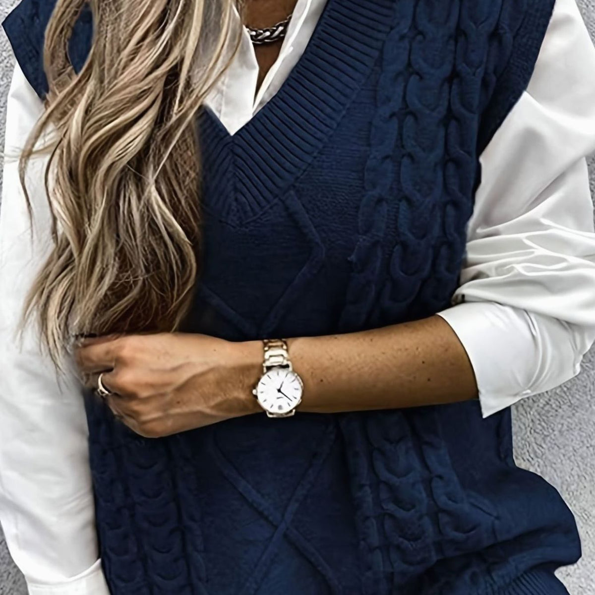 Pull Sans Manches Femme en Maille Torsadée Col en V